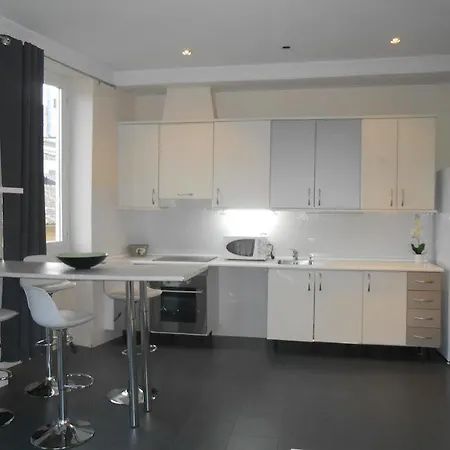 Flats Friends Torres Quart * Valencia